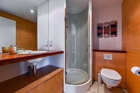 3 bedroom flat to rent, Mudlarks Boulevard, Greenwich Millennium Village, London, SE10