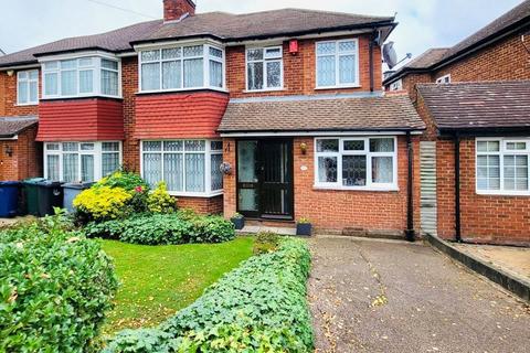 Francklyn Gardens, Edgware HA8