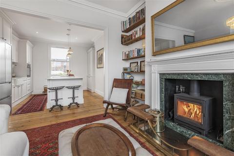 3 bedroom maisonette for sale, Thornfield Road, W12