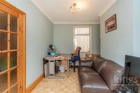 undefined, Fulbourne Road, London