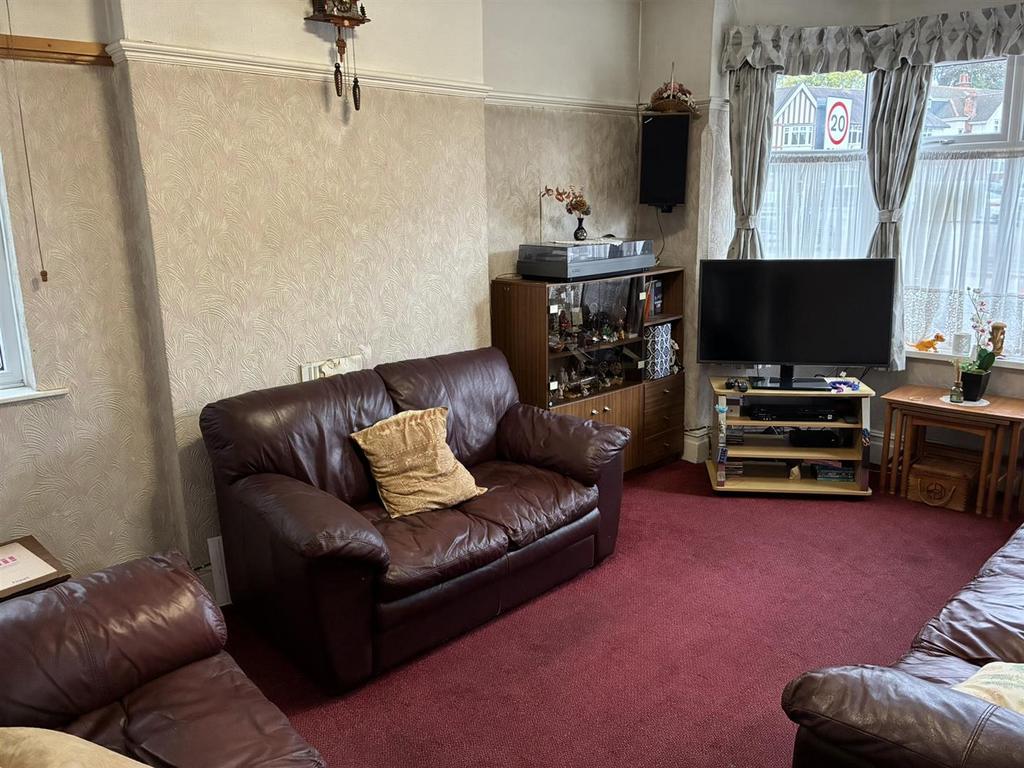 Front sitting room