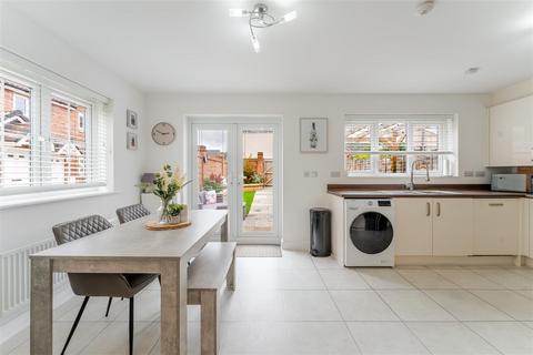 undefined, Modern three bedroom family home in Langford