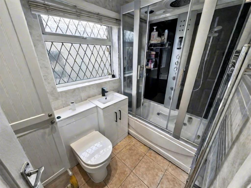 Lp NNWH6 VQk-laz2 Nwjxtj Q.jpg