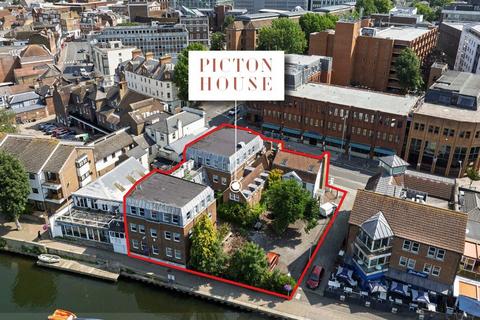 Office for sale, 52 High St Kingston Upon Thames KT1 1HN