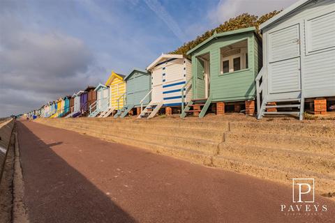 Chalet for sale, The Esplanade, Frinton-On-Sea