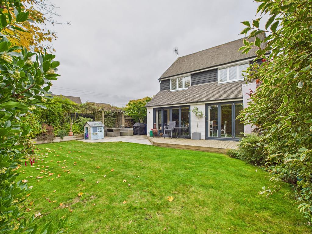 Cam02136 g0 pr0478 still026