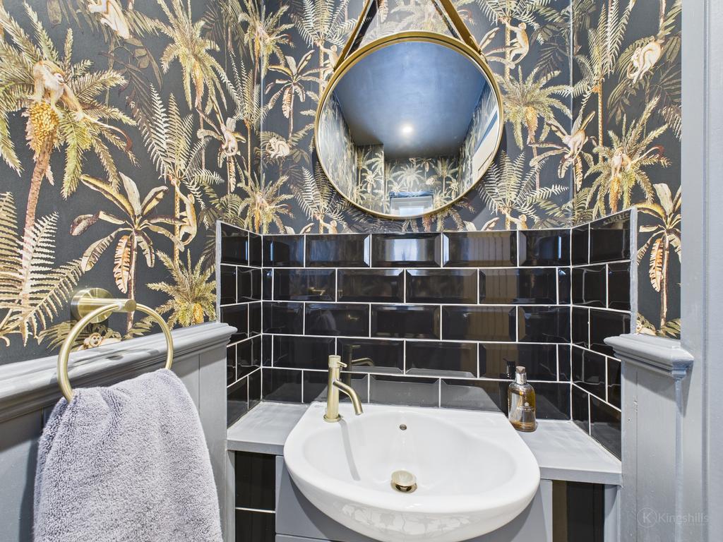 Cam02136 g0 pr0478 still010