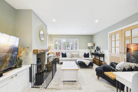 3 bedroom detached house for sale, Grimms Meadow, Walters Ash, High Wycombe, Buckinghamshire, HP14 4UH