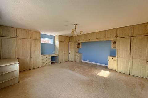 4 bedroom detached house to rent, Weymouth