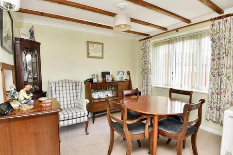 2 bedroom detached bungalow for sale, West Stour, Gillingham