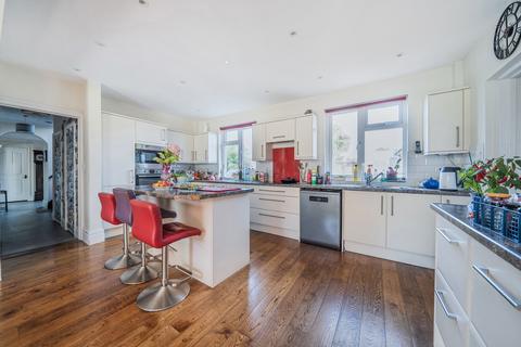 5 bedroom detached house for sale, The Avenue, Hampshire PO14