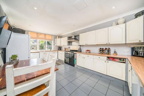 undefined, Guilford Avenue, Surbiton KT5