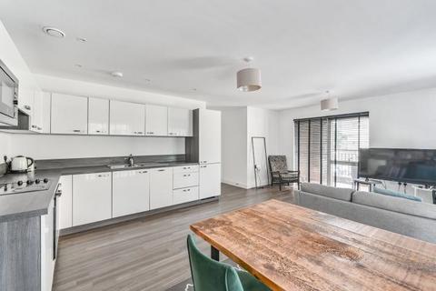 2 bedroom flat for sale, Westmead Court, Adenmore Road, London, SE6