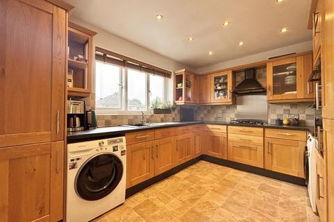 undefined, Vale Grove, Queensbury BD13