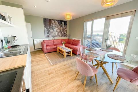 2 bedroom flat for sale, Appleton House, New Road, Feltham, Middlesex, TW14