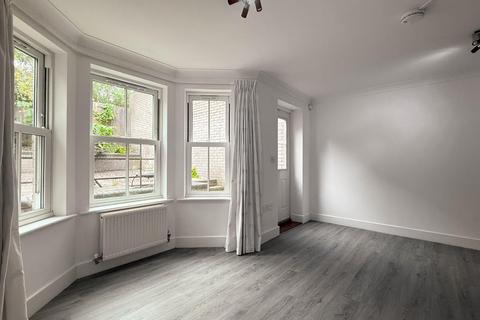 3 bedroom townhouse for sale, St. Matthew's Gardens, Cambridge