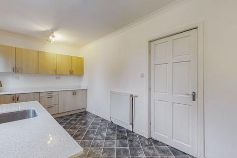 9 Cameron Drive, ML10 6ED