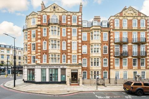 Coleherne Court, London SW5