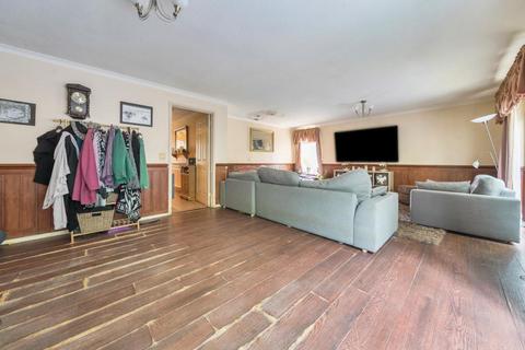 undefined, Newbury,  Berkshire,  RG19