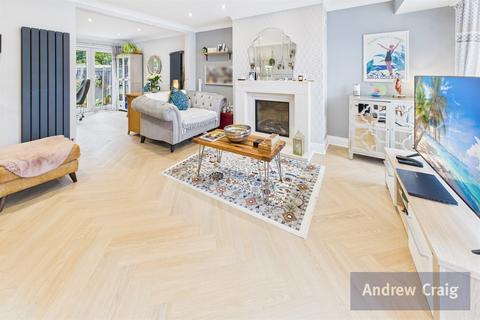 4 bedroom detached house for sale, Manston Close, Moorside, Sunderland