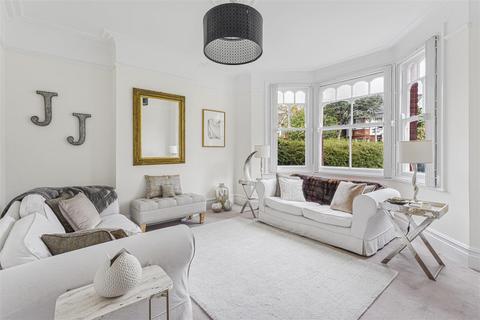 1 bedroom maisonette for sale, Durham Road, West Wimbledon SW20