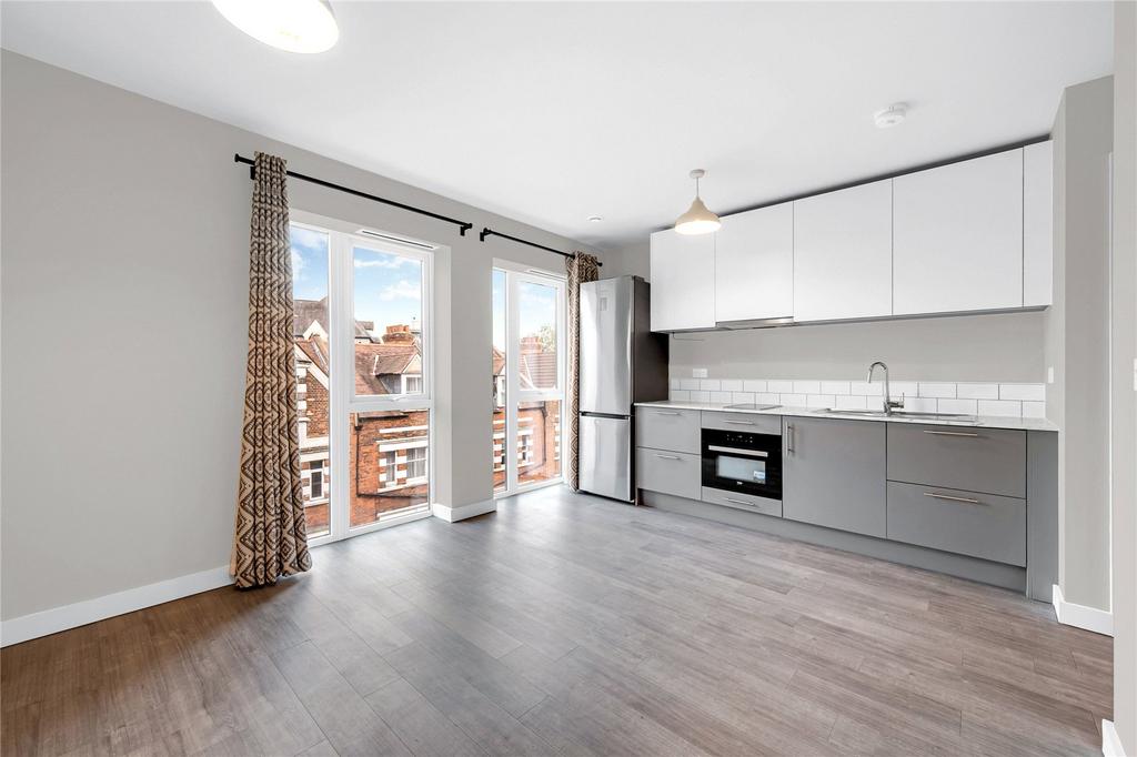 Kitchen / Reception
