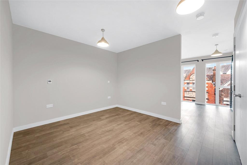 Studio Room