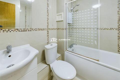 undefined, Magpie Close, London