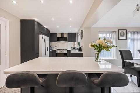 6 Abbots Close, Whitchurch, Bristol, BS14 0UD