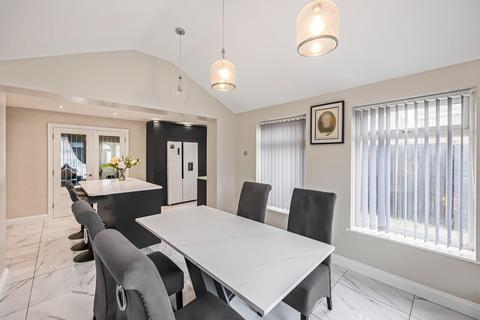 6 Abbots Close, Whitchurch, Bristol, BS14 0UD