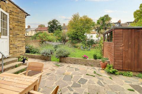 undefined, Wellmeadow Road, LONDON