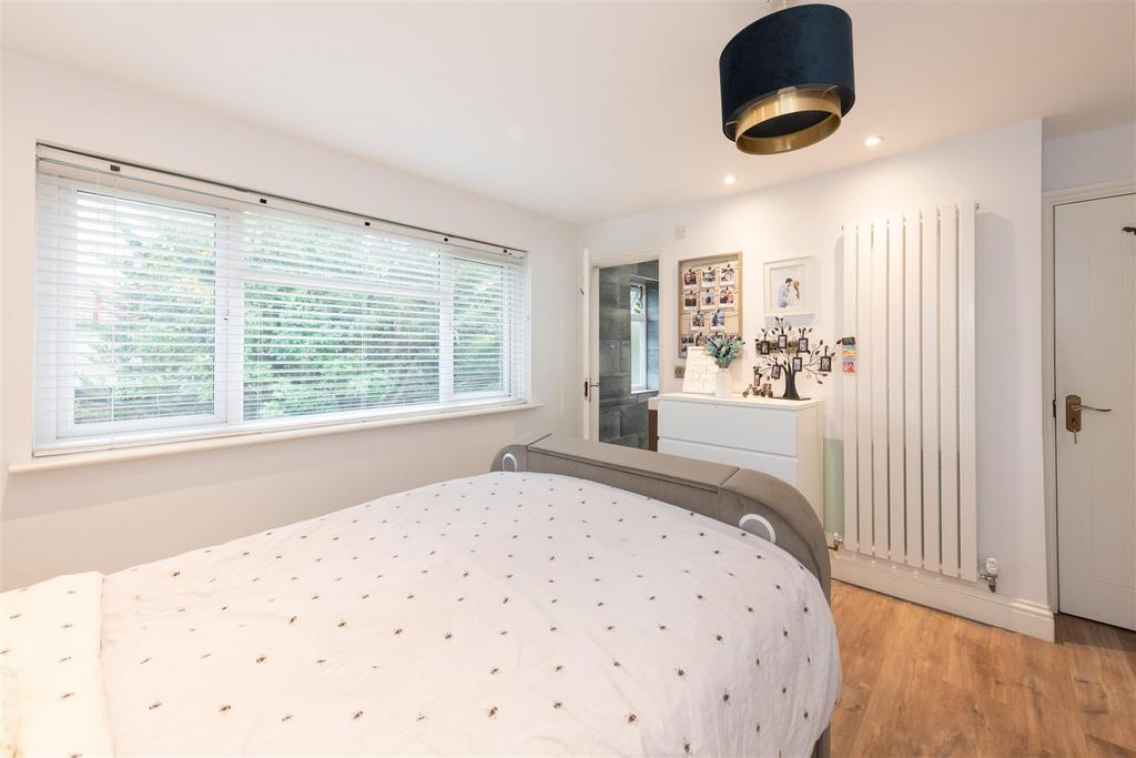 Grosvenor 3.jpg