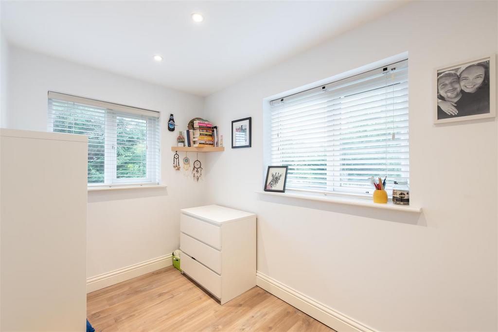 Grosvenor 6.jpg