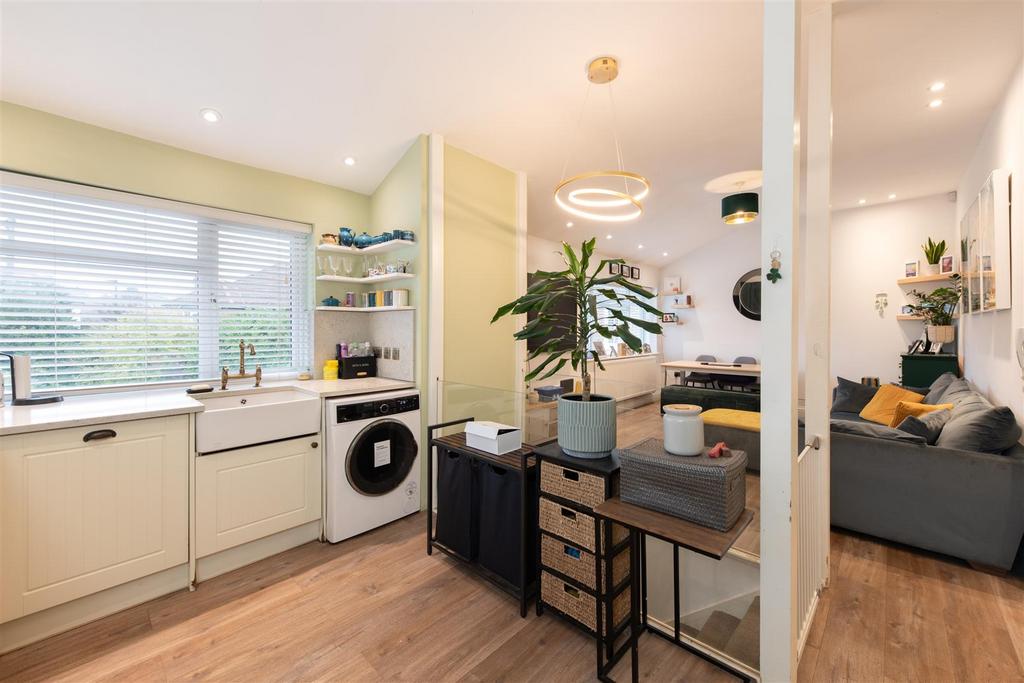 Grosvenor 8.jpg