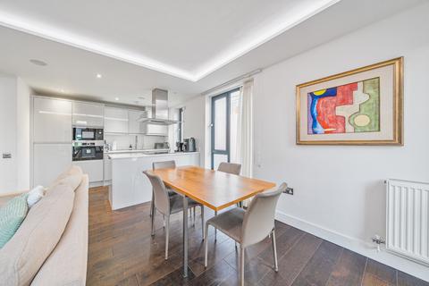3 bedroom flat for sale, Lillie Road, London, SW6