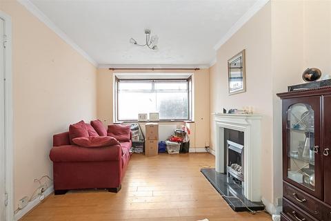 3 bedroom end of terrace house for sale, Glenn Avenue, Purley CR8