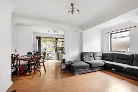 3 bedroom end of terrace house for sale, Glenn Avenue, Purley CR8