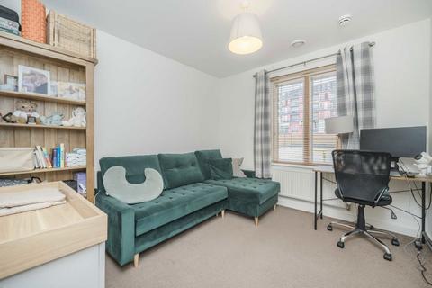 2 bedroom flat for sale, Drayton Green Road, London W13