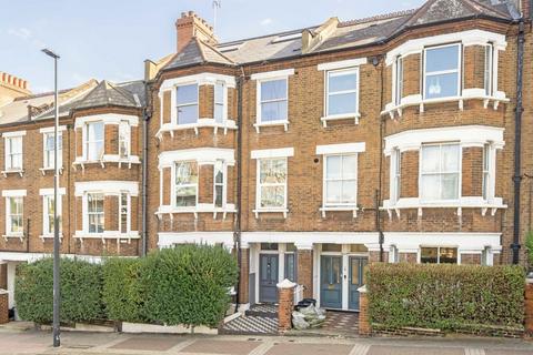 Latchmere Road, London SW11