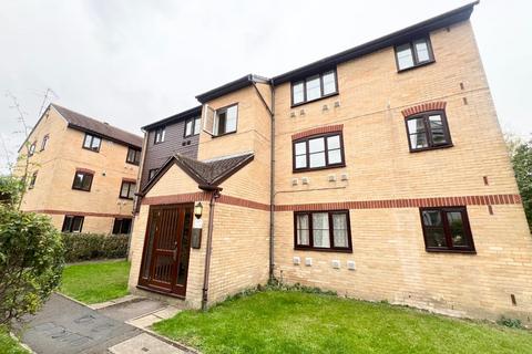 1 bedroom flat for sale, Kilberry Close, Isleworth
