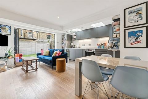 Kathleen Road, SW11