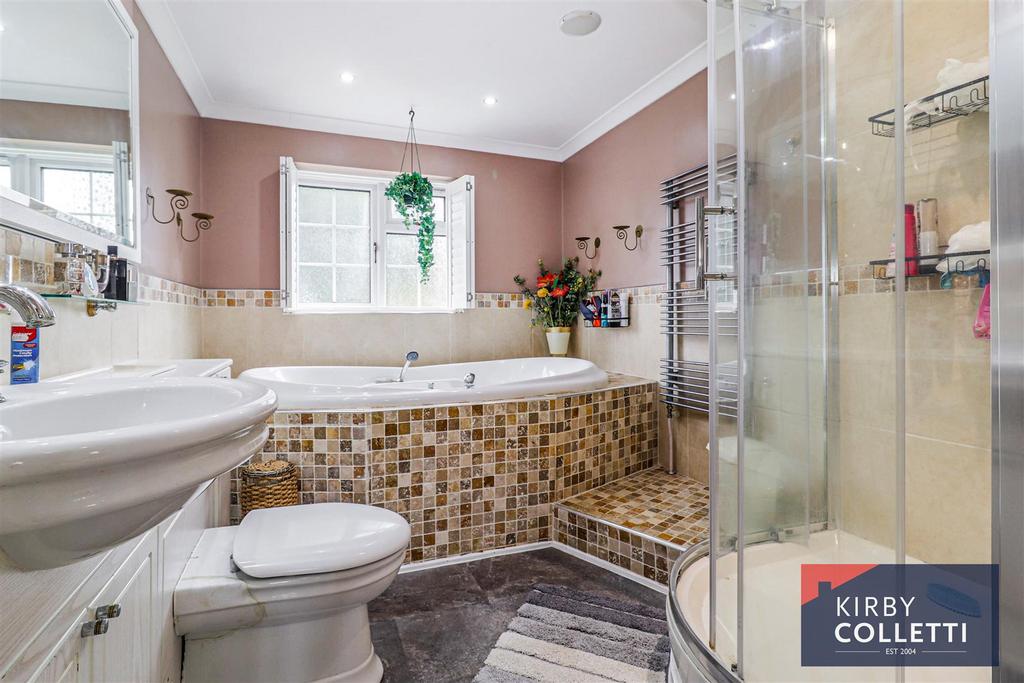 En suite to bedroom one