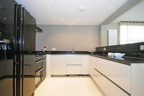 3 bedroom apartment to rent, Boydell Court, St Johns Wood Park, NW8