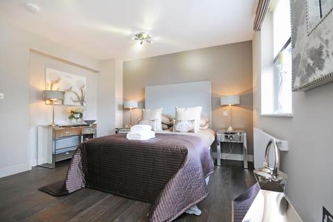 3 bedroom apartment to rent, Boydell Court, St Johns Wood Park, NW8