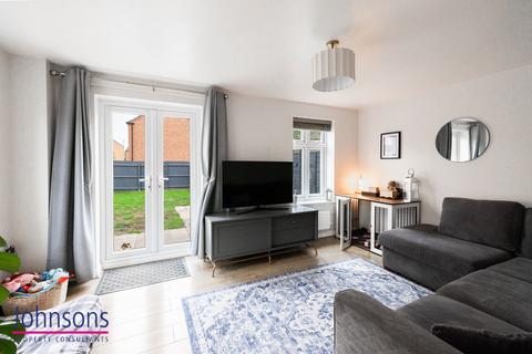 3 bedroom end of terrace house for sale, Cornflower Drive, Evesham, WR11