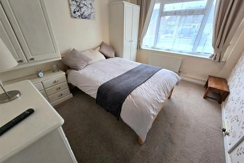 2 bedroom semi-detached bungalow for sale, Queensway, Caister-On-Sea