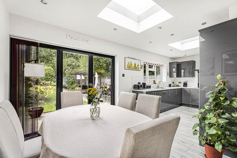 3 bedroom semi-detached house for sale, Penn Road, Park Street, St Albans, AL2