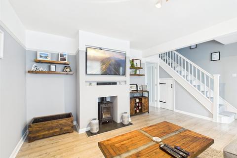 10 Bathleaze, Kings Stanley, Stonehouse, GL10 3JW
