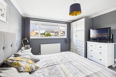 10 Bathleaze, Kings Stanley, Stonehouse, GL10 3JW