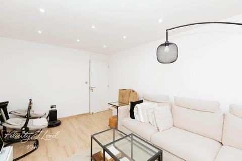 1 bedroom flat for sale, East India Dock Road, London